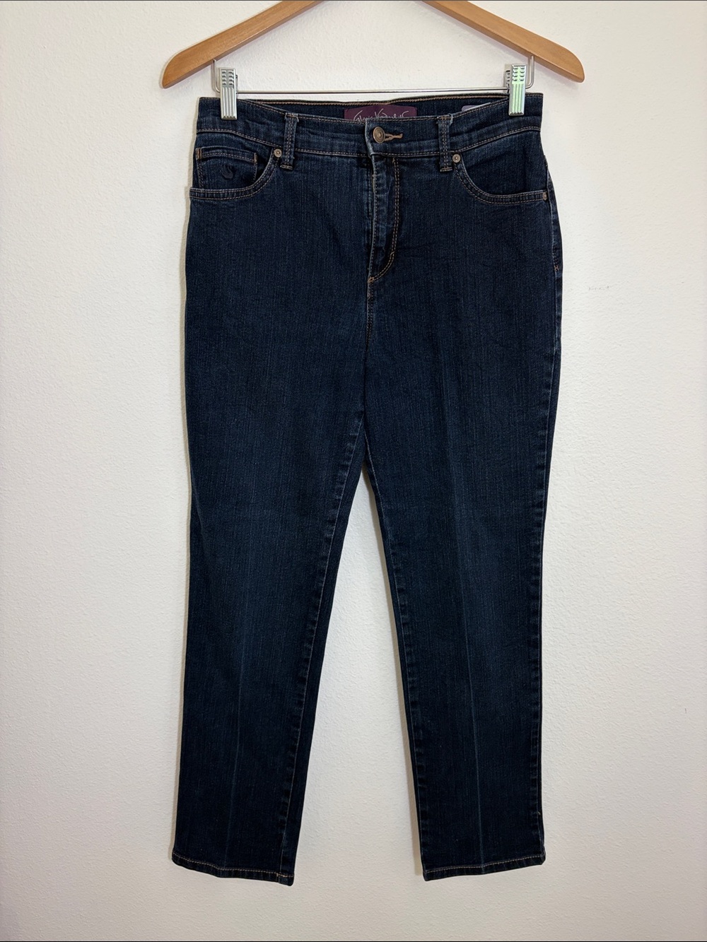 Gloria Vanderbilt Amanda Dark Blue Straight Jeans